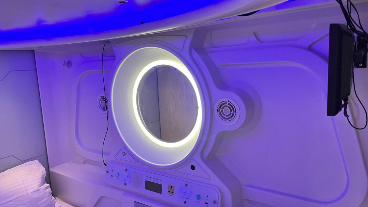 Astropods Hotel Mumbai Kültér fotó