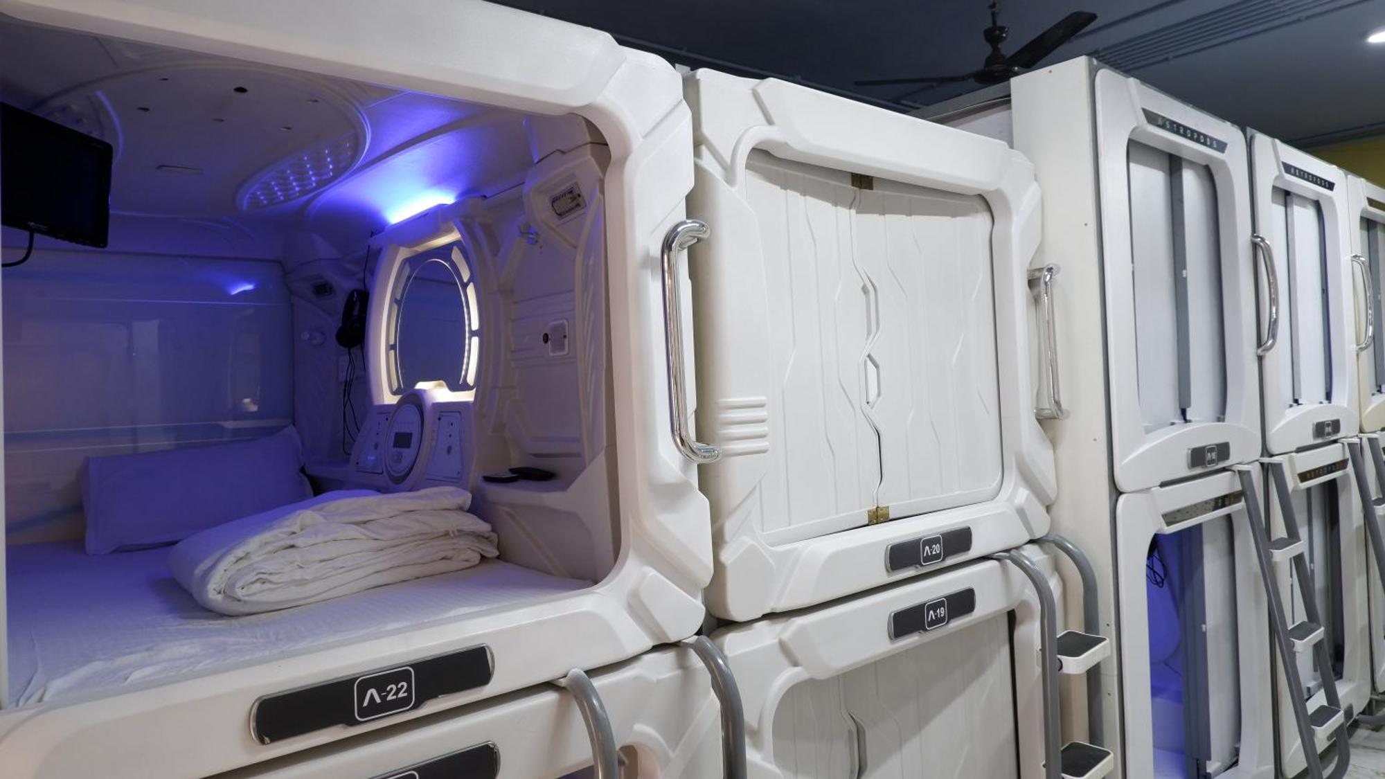 Astropods Hotel Mumbai Kültér fotó